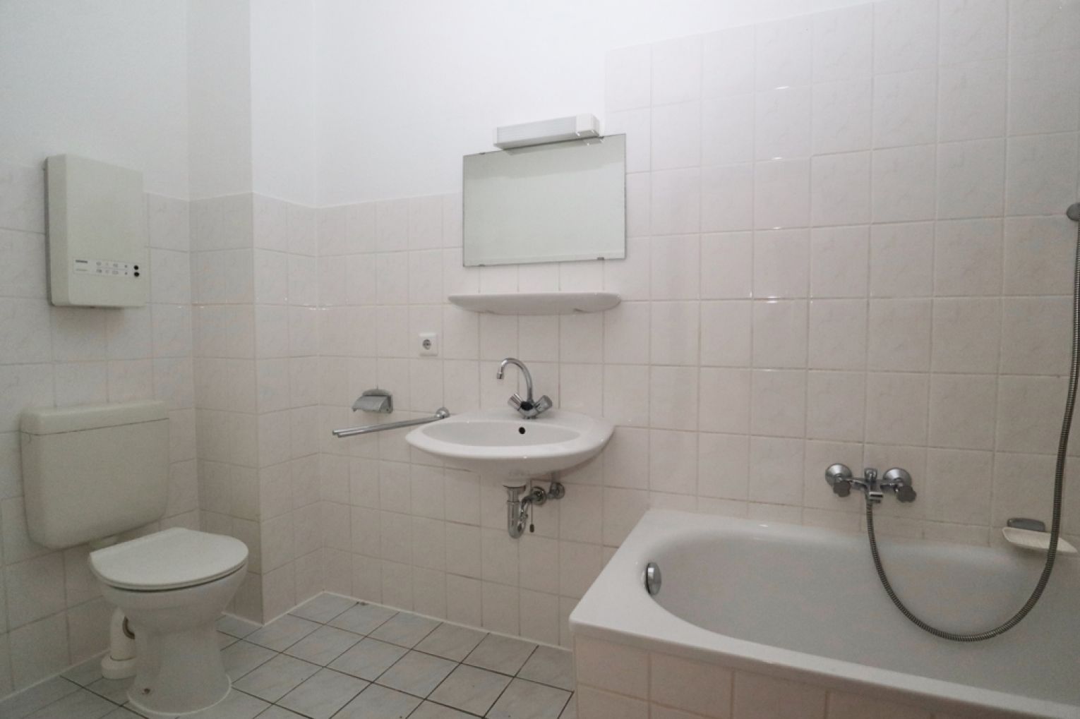 2-Zimmer Wohnung in Chemnitz • Einbauküche • neu saniert • Wanne • Sonnenberg • jetzt mieten