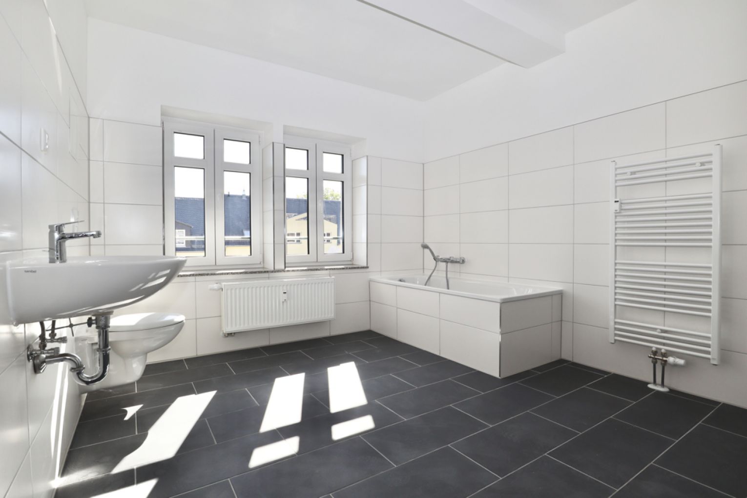 Schloßchemnitz • Maisonette • 3-Raum Wohnung • Erstbezug • Tageslichtbad •  Terrasse • jetzt anrufen
