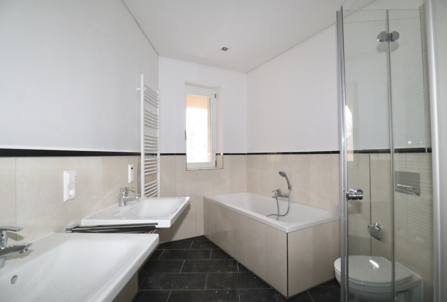 Erstbezug • in Chemnitz • 3-Raum Wohnung • Balkon • modern • Tageslichtbad • schnell sein