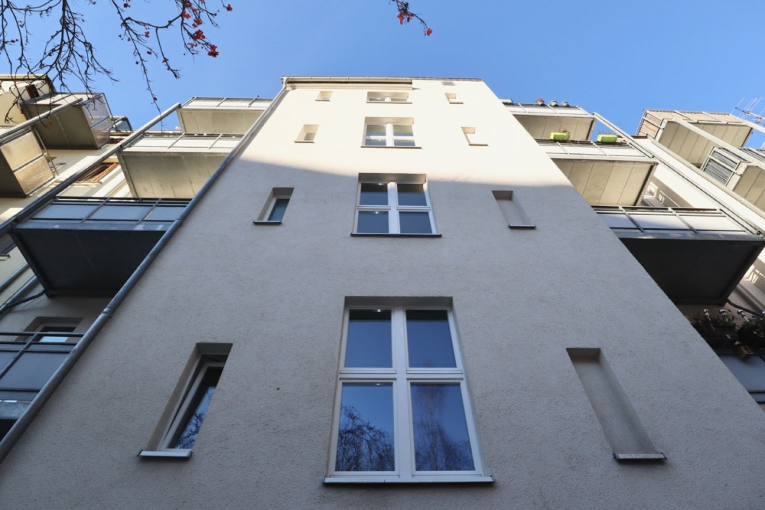 3-Raum Wohnung in Chemnitz • Parkett • Balkon • Wanne • Aufzug • weiße Stil-Türen! • Kulturdenkmal