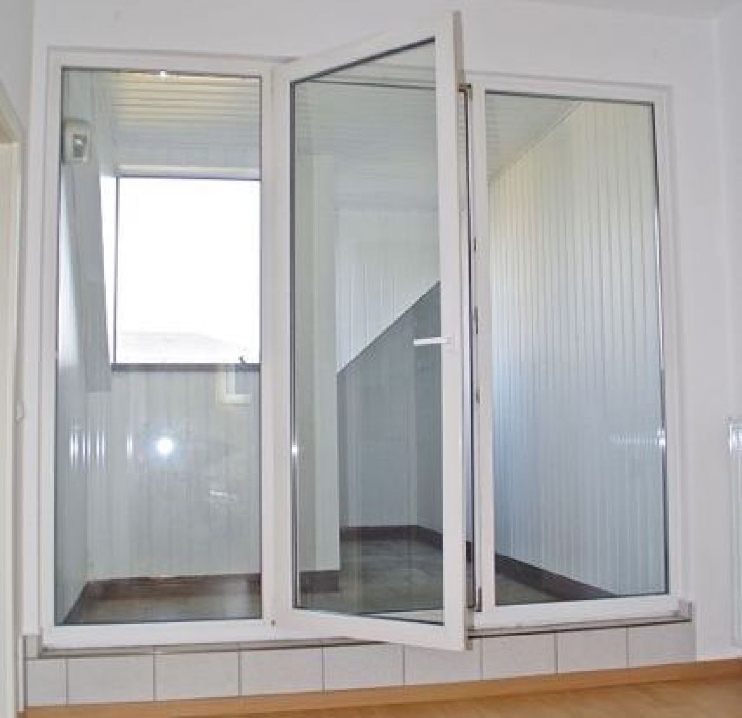 Schnell zugreifen • 3 Zimmerwohnung • mit Einbauküche und Balkon • Schlosschemnitz • Stellplatz