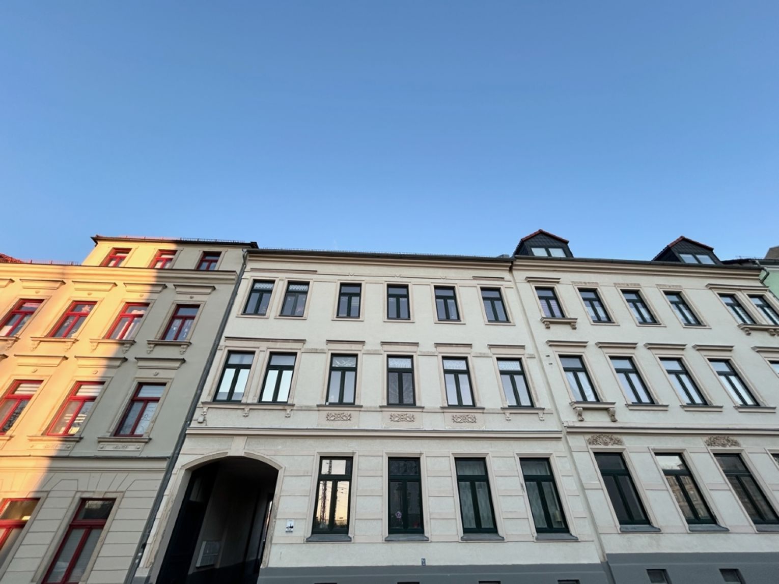 Jetzt kaufen • Eigentumswohnung • Zwickau • langfristig vermietet • Balkon • 2 Zimmer • Stellplatz