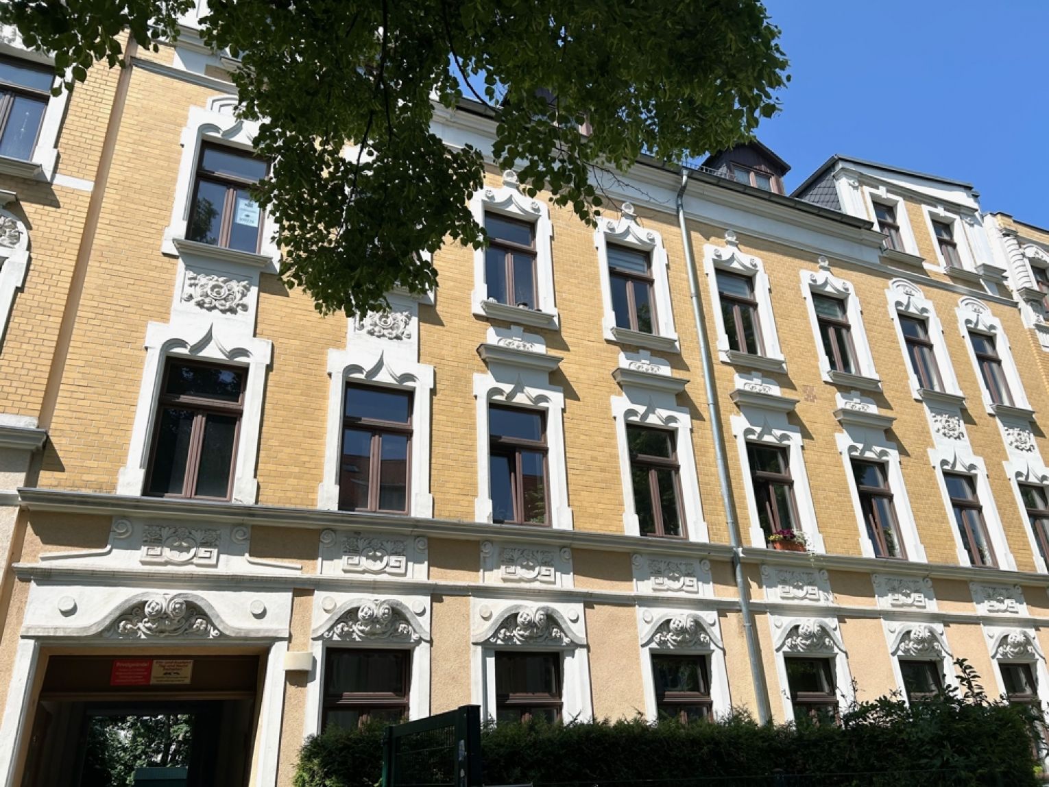 2 Zimmer • mit Einbauküche • in Chemnitz • Altendorf • zur Miete • Stellplatz • bald wieder frei!