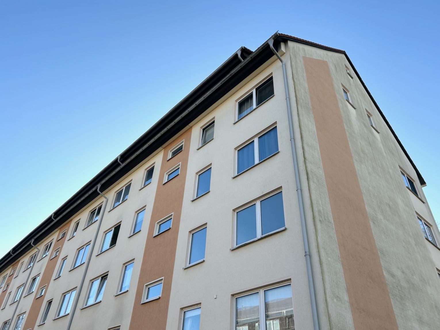 3-Raum Wohnung • Einbauküche • Balkon • Stellplatz • Reichenbrand • jetzt kaufen