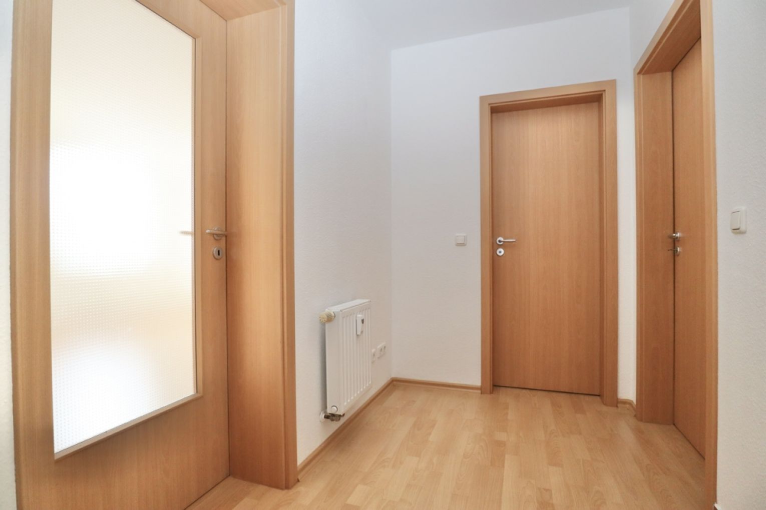 2-Raum Wohnung • Gablenz • Balkon • Tageslichtbad • Wanne • Stellplatz • schnell sein lohnt sich