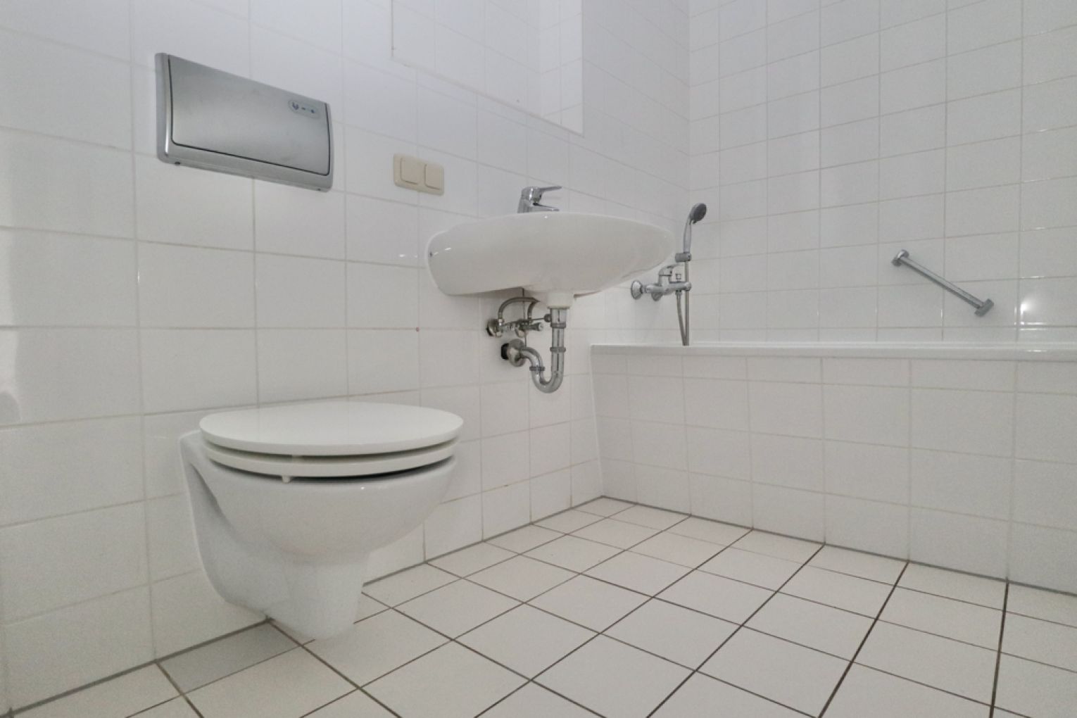 Zentrum • 2-Raum Wohnung • Dachgeschoss • Fahrstuhl • Chemnitz • Stellplatz • zur Miete