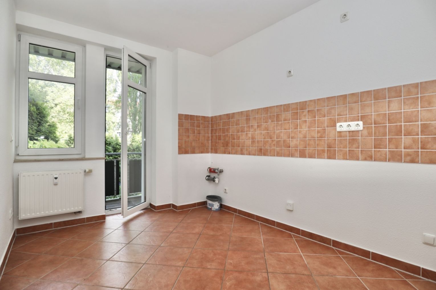Terrasse • 3-Zimmer Wohnung • Balkon • Erdgeschoss • Chemnitz • Tageslichtbad • Gablenz