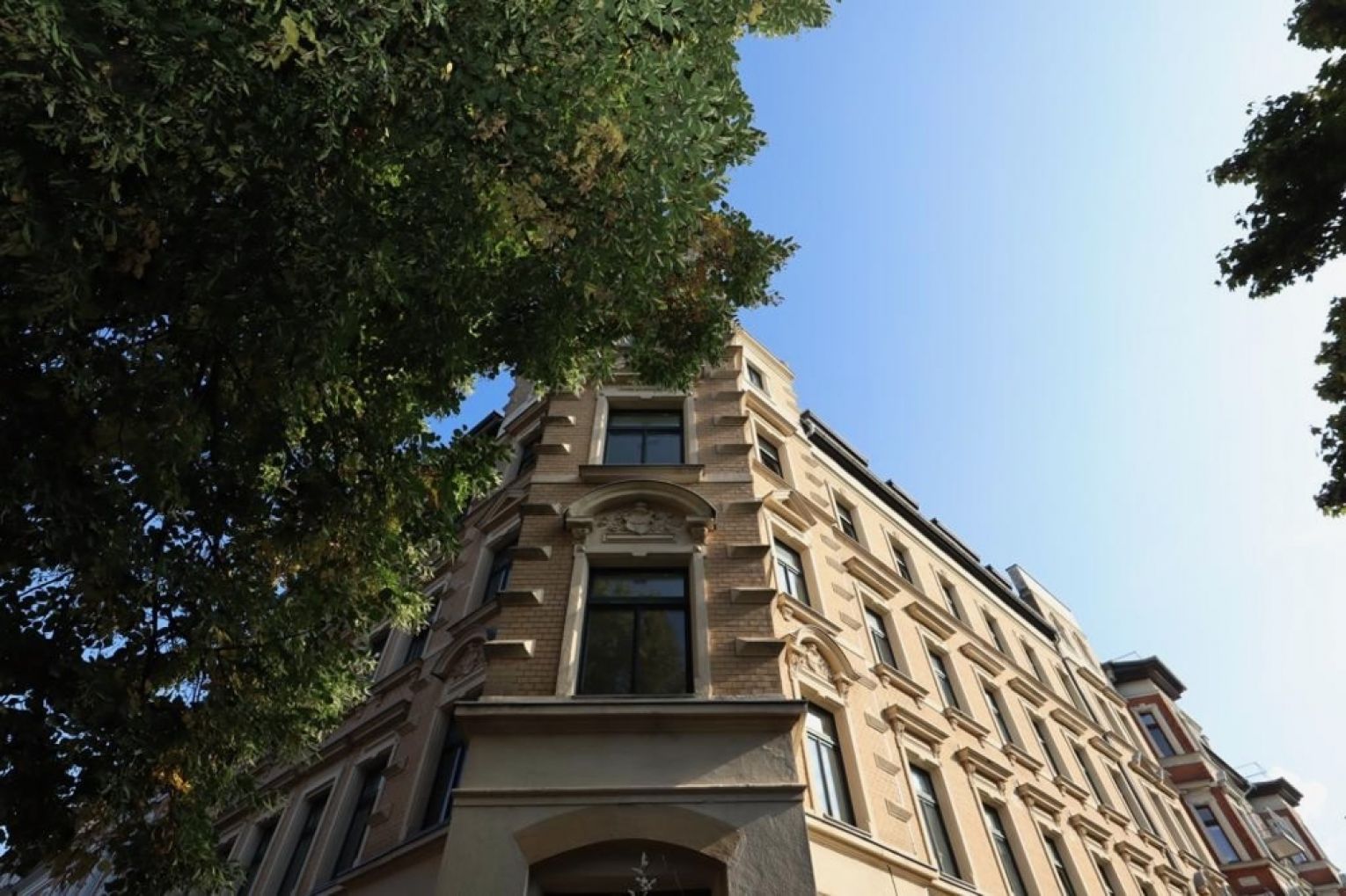 Einbauküche • Kaßberg • Single- / Studentenwohnung • 2-Raum Wohnung • Dachgeschoss • MÖBLIERT