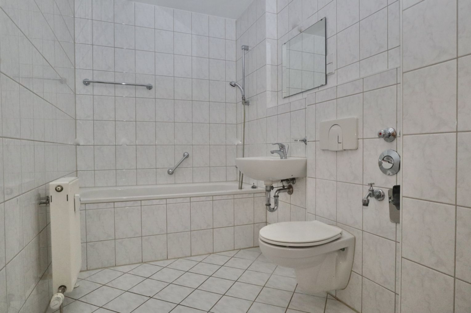 mit Terrasse • 2-Raum Wohnung • Lutherviertel • TG-Stellplatz • ruhig gelegen • jetzt mieten