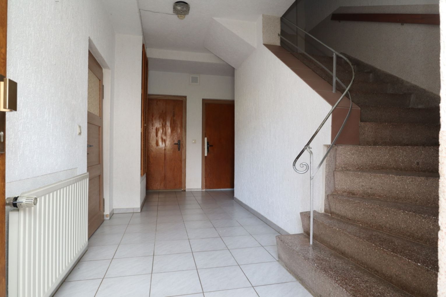 Einfamilienhaus • Stollberg  • Einliegerwohnung/ Büro möglich • Garten • Garage • Stellplatz