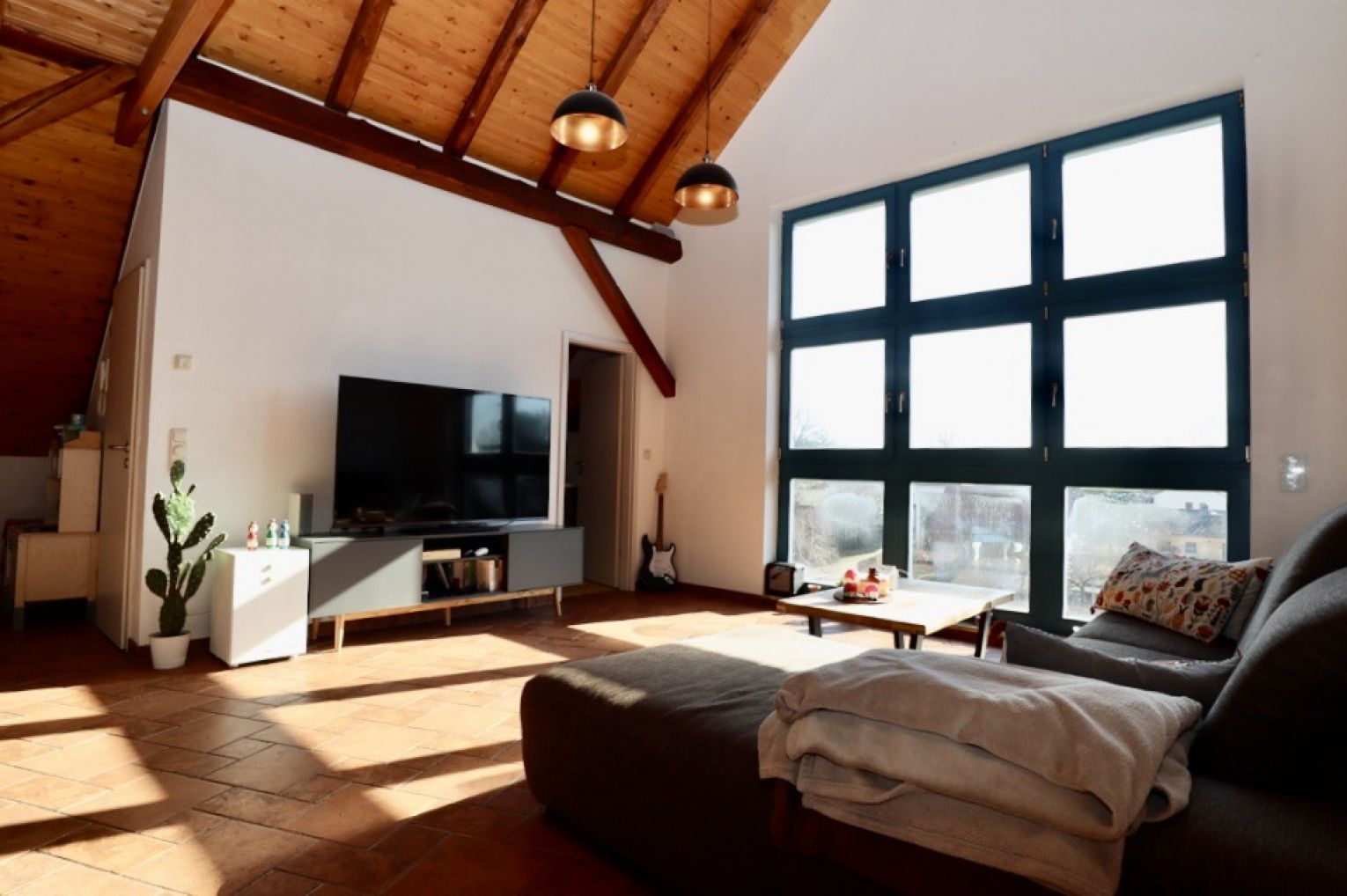 Einfamilienhaus mit Einnahmequelle • Rußdorf • 6 - 7 Zimmer • Dachterrasse • Garten • Doppelgarage