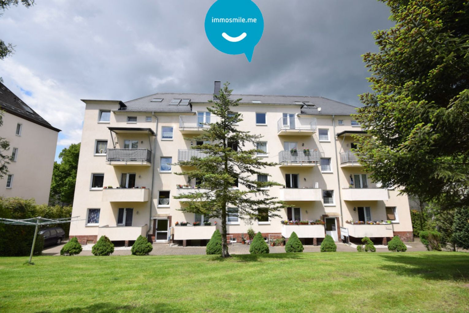 2-Raum • ruhige Lage • Chemnitz • mit Balkon • viel Grün • Laminat • Tageslichtbad • Anmieten! - Photo 2