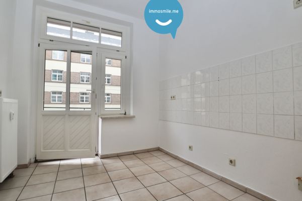 3-Raum Wohnung • Bernsdorf • in Chemnitz • Balkon • NEUER Boden •  UNInah • jetzt Besichtigen
