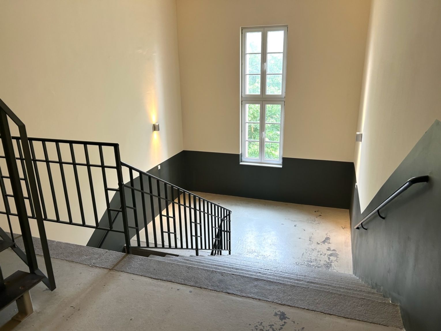 zum Kauf • 3 Zimmer • ruhige Lage • Chemnitz • Garagen • Balkon • offenes Wohnen • zum Kauf