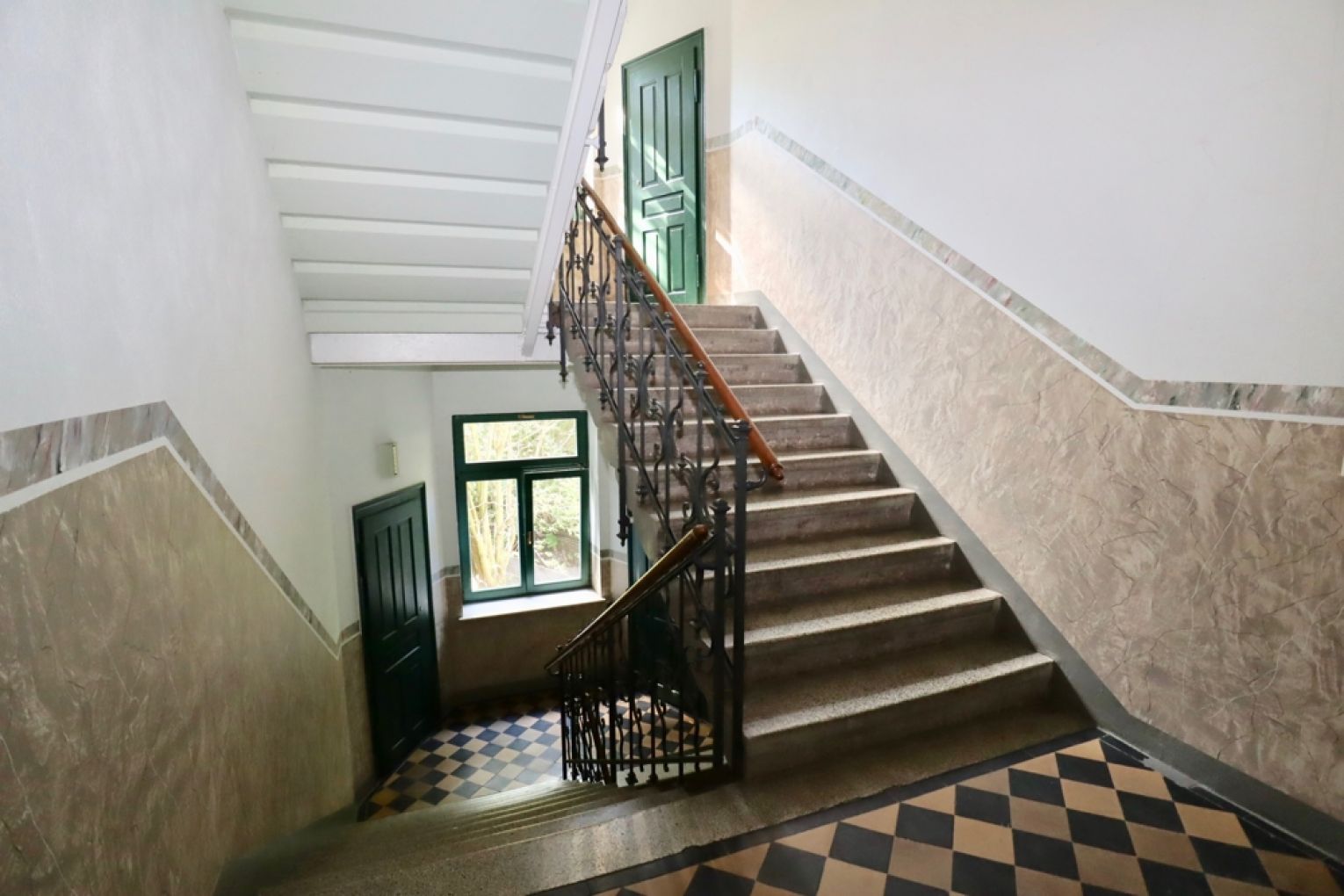 Schloßchemnitz • 2-Zimmer • individuell • Balkon • perfekte Lage • mit Küche • bald wieder frei