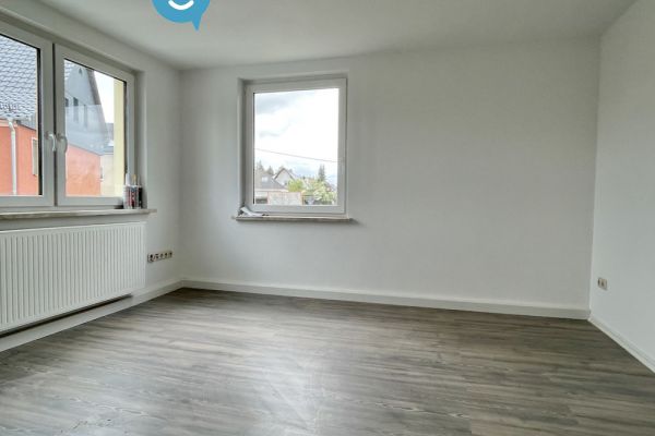 2-Zimmer • Laminat • Tageslichtbad mit Dusche • große Wohnküche • Stellplatz • jetzt anschauen