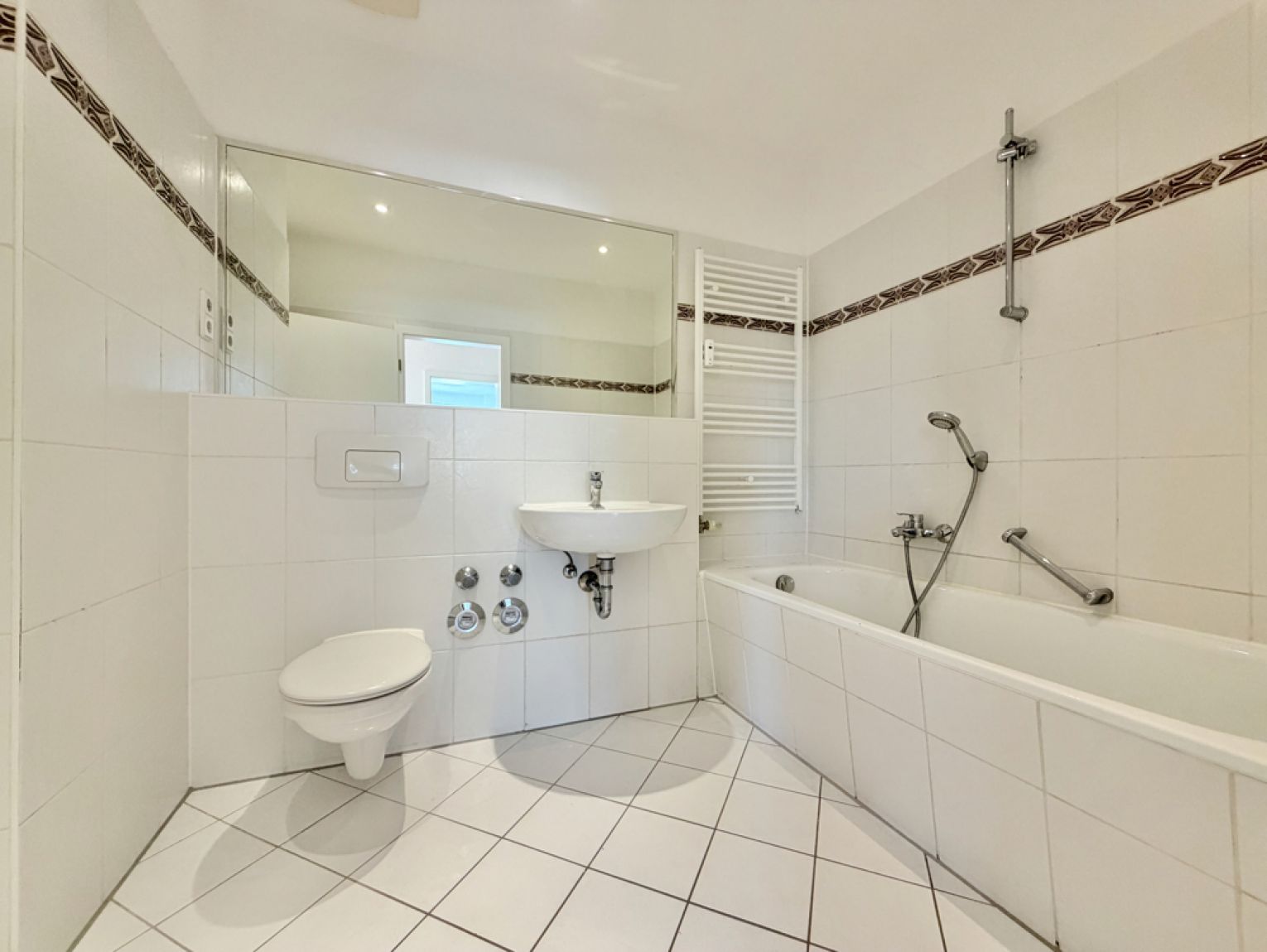 3 Zimmer • in Chemnitz • leerstehend • Eigentumswohnung • Lutherviertel • anschauen und kaufen!