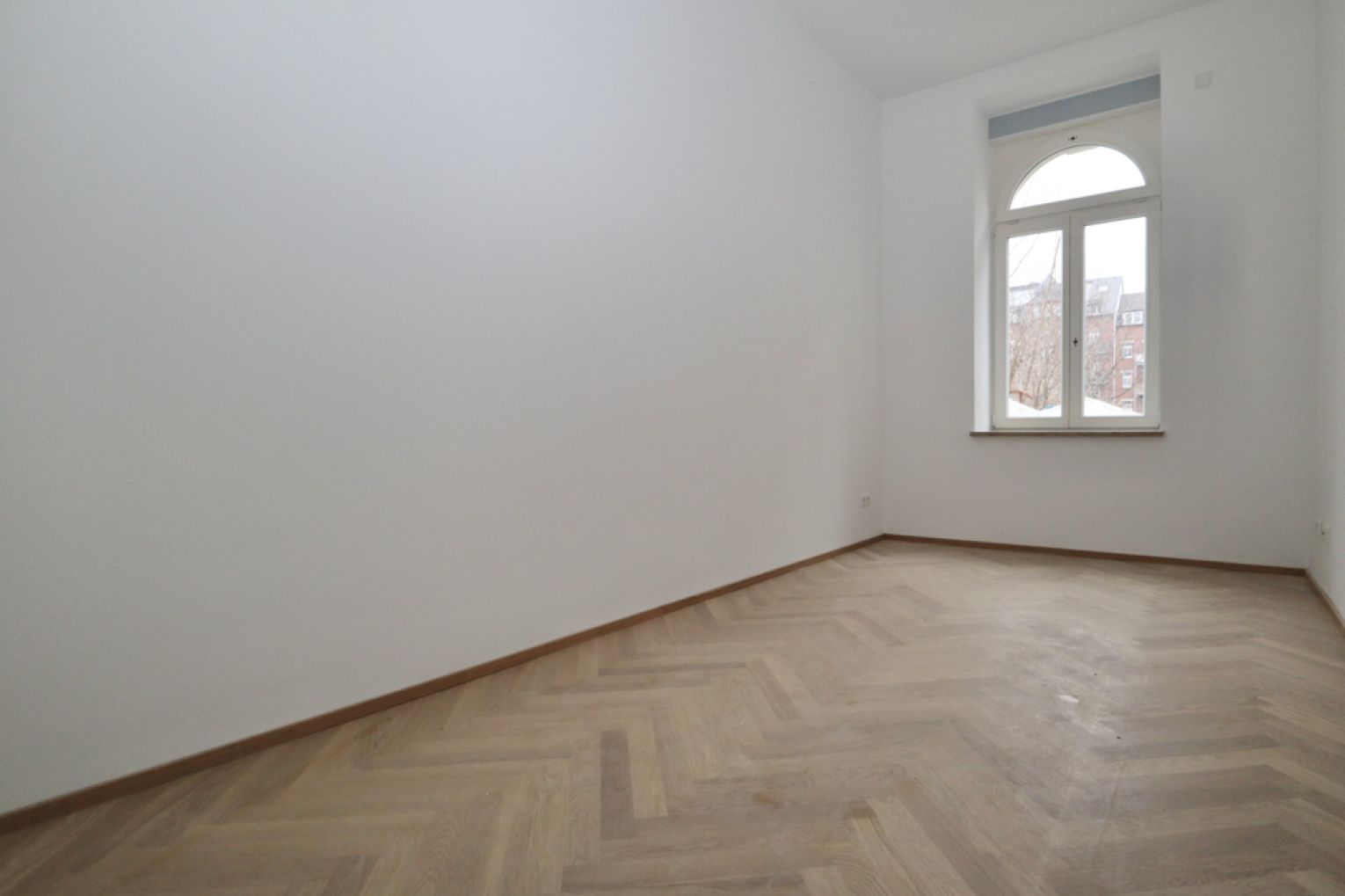 6-Raum Wohnung • Erdgeschoss • groß • Sonnenberg • Erstbezug • Chemnitz • Fußbodenheizung • ruf an !