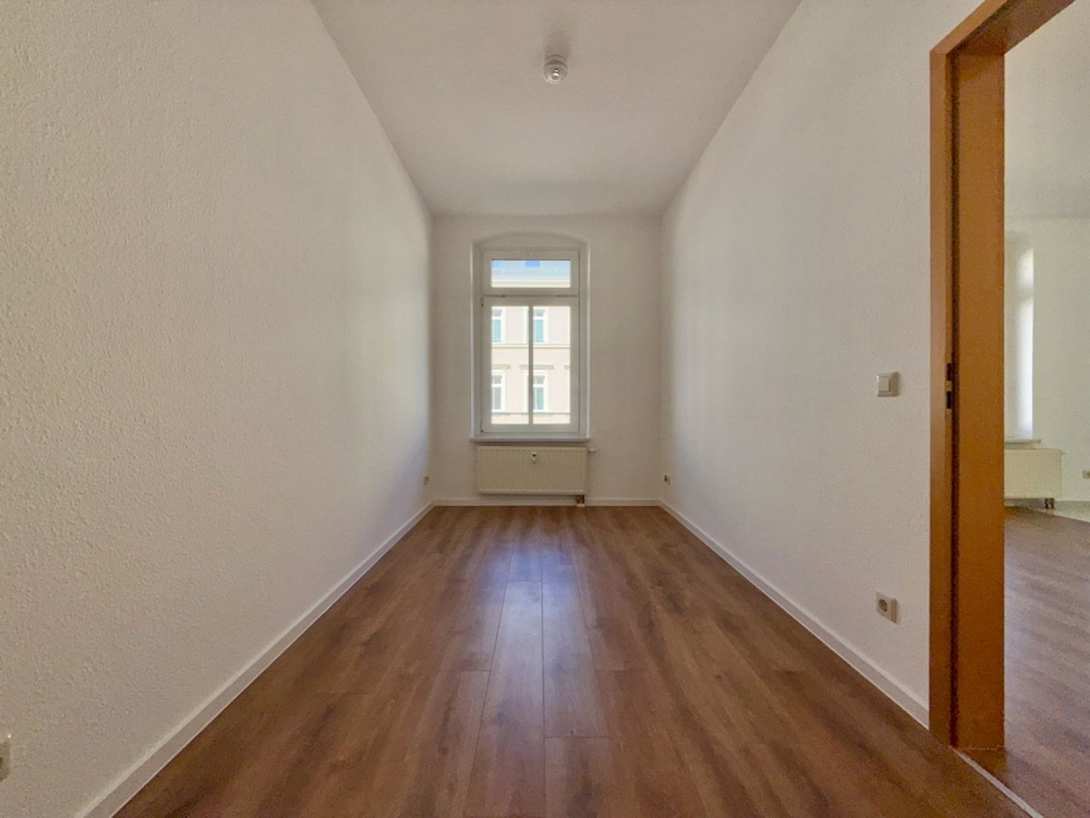 2 Raum • mit Einbauküche • in Bernsdorf • zur Miete • Bad mit Wanne • Chemnitz • jetzt besichtigen