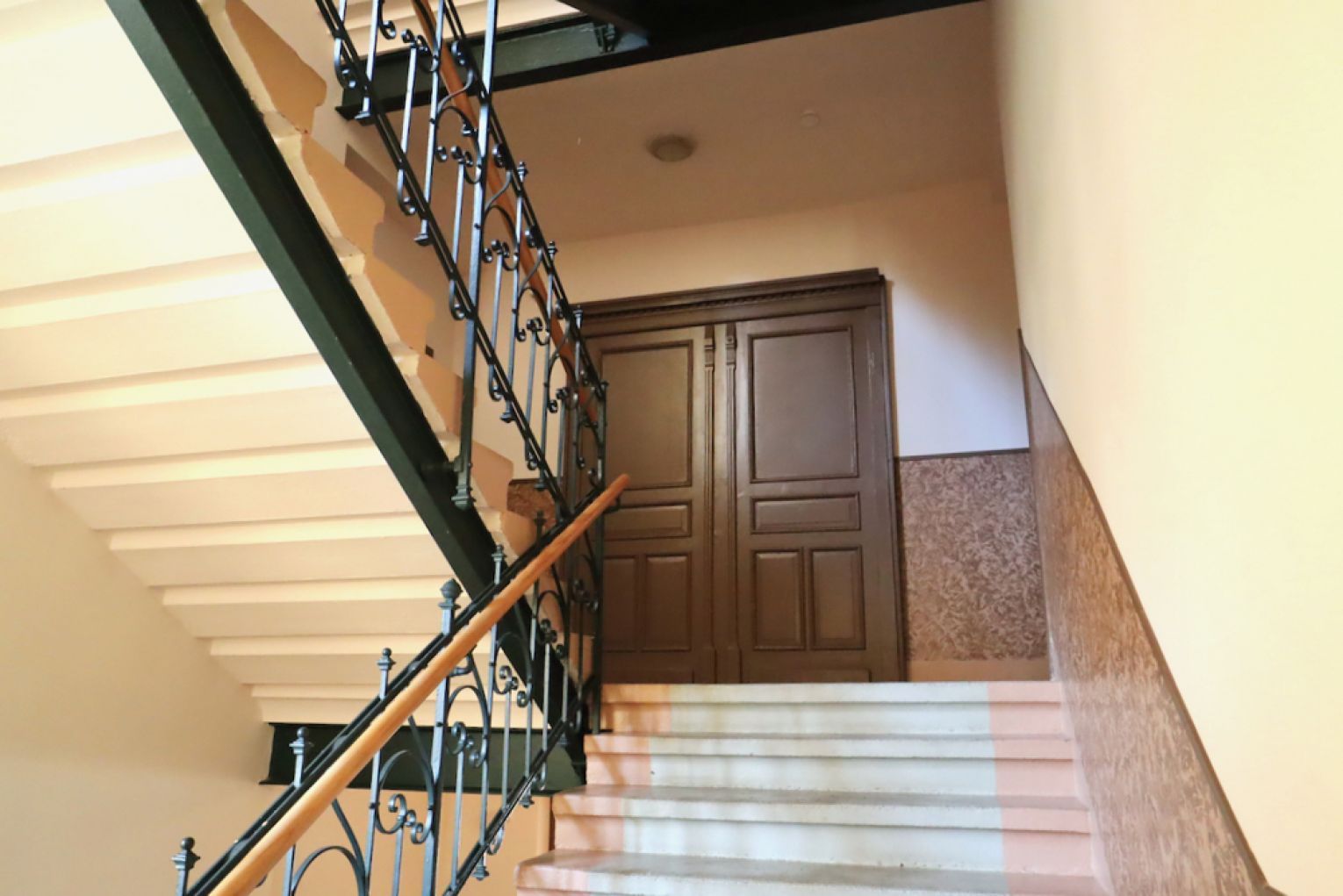 Sonnenbalkon • 4 Zimmer • Chemnitz • Fussbodenheizung • Laminat • Tageslichtbad • Wanne & Dusche