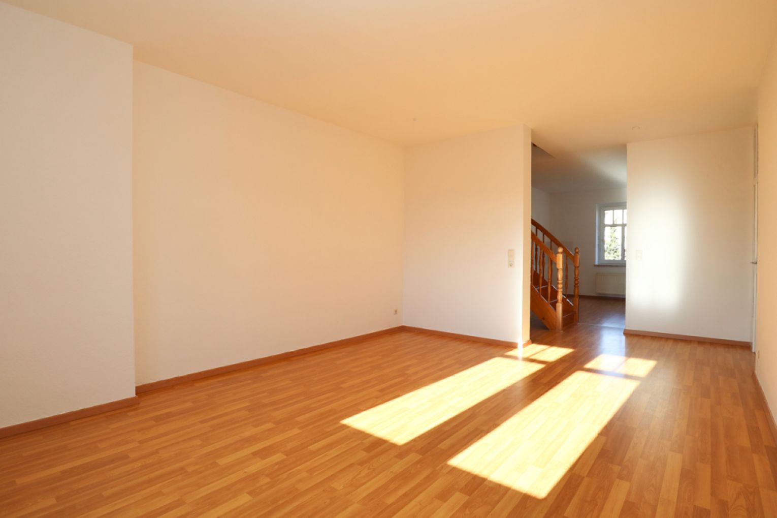 3-Zimmer Wohnung • in Ebersdorf • saniert • Dusche und Wanne • ruhige Lage •