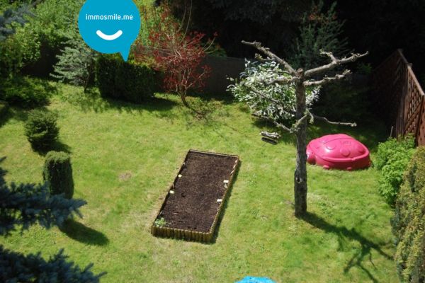 Einfamilienhaus • Borna-Heinersdorf • 6-7 Zimmer • Terrasse • Garten • Pool • Garage • Stellplatz