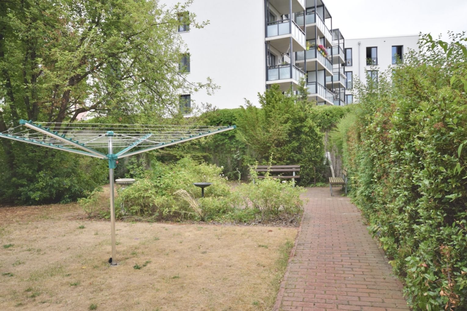 Eigentumswohnung • vermietet • in Köpenick • 2-Zimmer • Balkon • Erdgeschoss • Bad mit Wanne