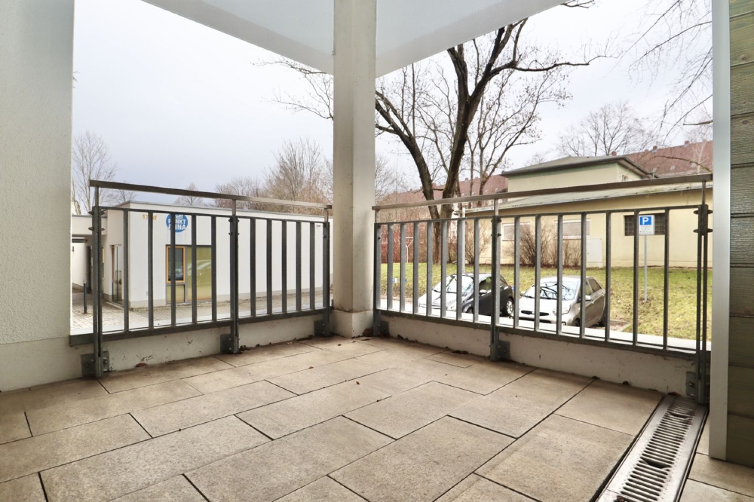 Loggia • 2-Raum Wohnung • zur Miete • Altchemnitz • Einbauküche • jetzt anrufen