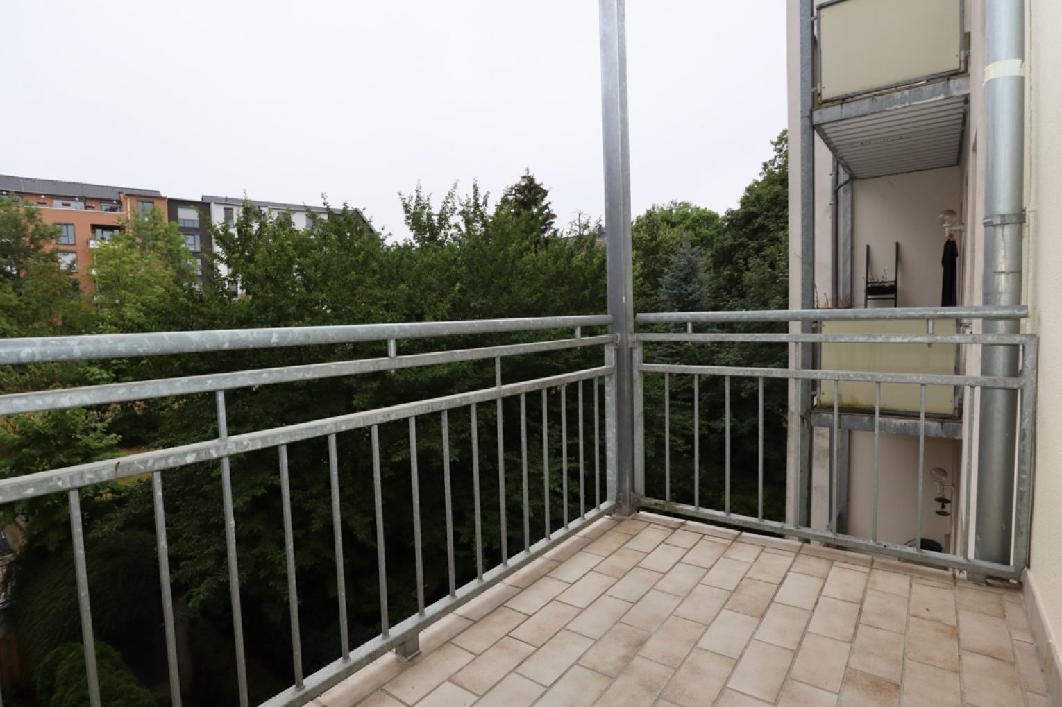 2-Raum Wohnung • Balkon • Schloßchemnitz • zur Miete • Tiefgarage • Wanne&Dusche • jetzt anrufen