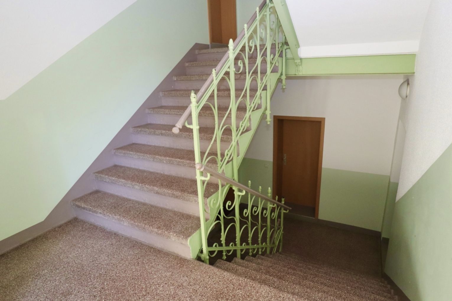Tageslichtbad • Einbauküche • 2-Zimmer Wohnung in Chemnitz • Schloßchemnitz • jetzt anrufen