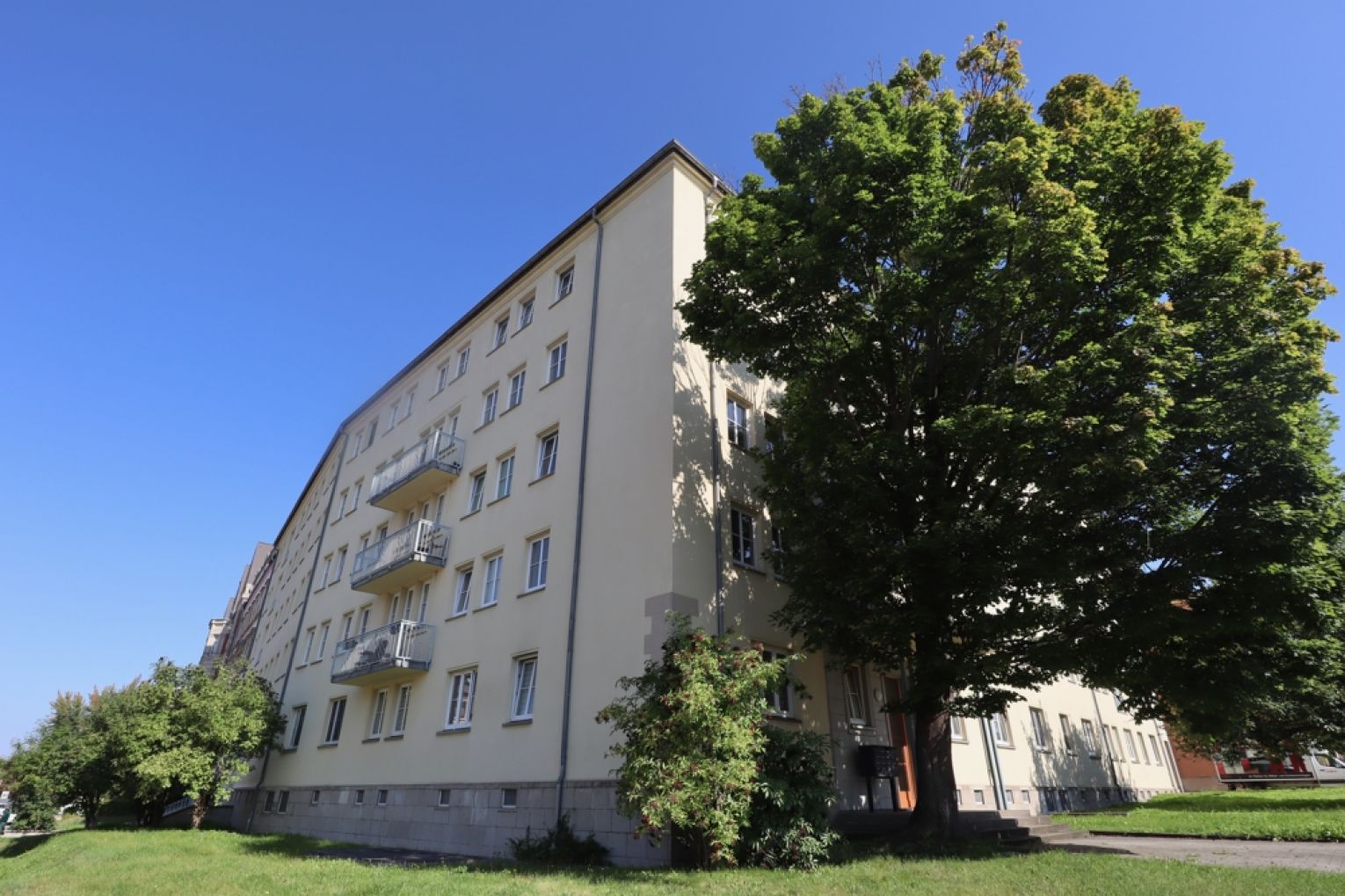 2-Raum • vermietet • Lutherviertel • Balkon • für Kapitalanleger