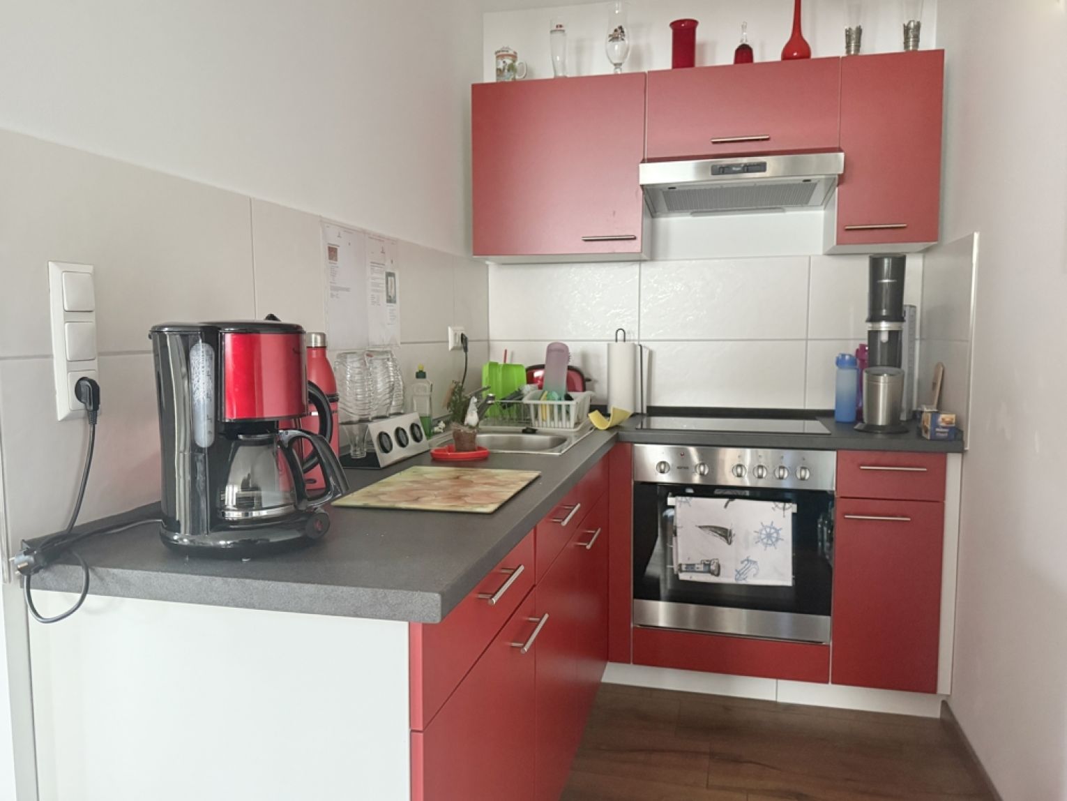 2-Zimmer Wohnung in Wittgensdorf • Dachgeschoss • Bad mit Dusche • offene Küche • Garten • Parkplatz