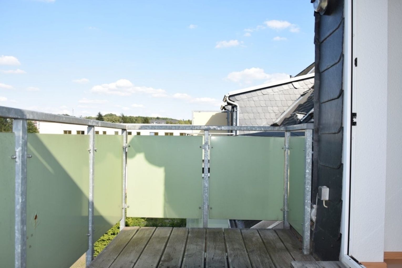 3-Zimmer Wohnung in Chemnitz • Balkon • Maisonette • Wanne • Laminat • schnell sein lohnt sich