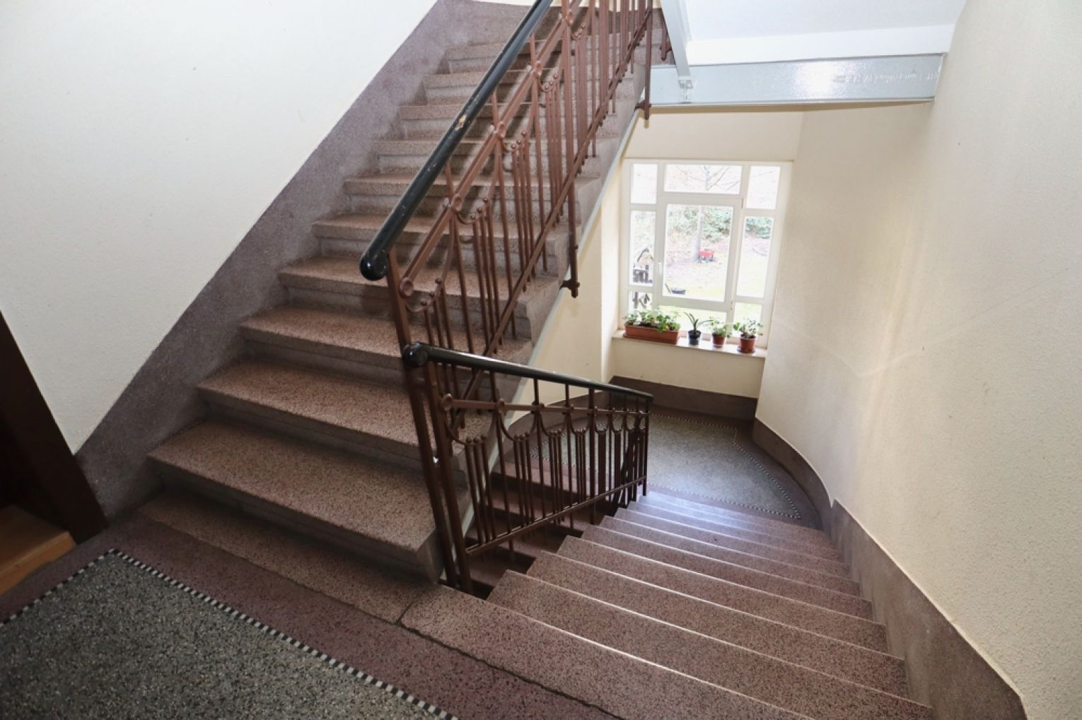 Kaßberg • 2-Zimmer • vermietet • zum Kauf • mit Balkon • in Chemnitz • als Kapitalanlage • kaufen!