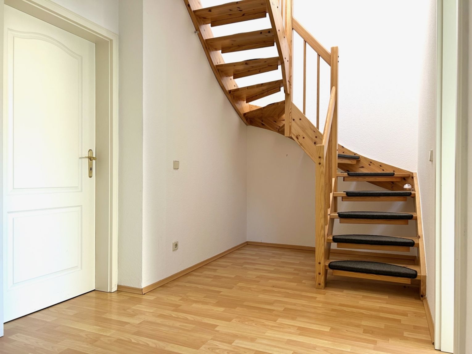 Kaßberg • 2 Zimmer Wohnung • Dachgeschoss • Maisonette • Chemnitz • Einbauküche • jetzt mieten