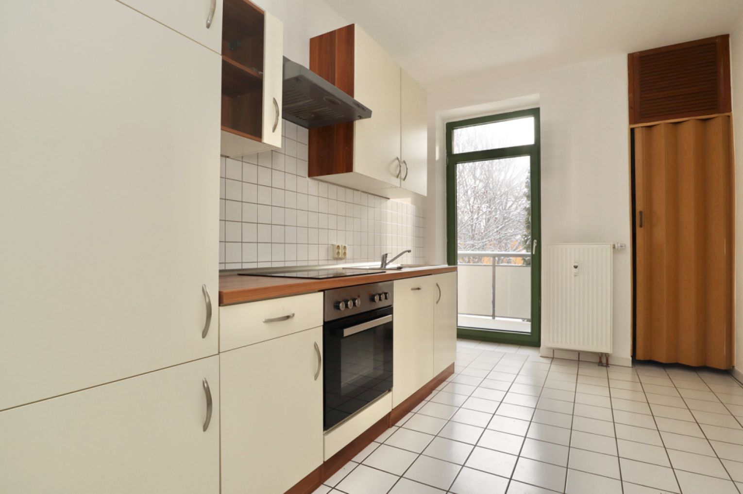 Balkon • Einbauküche • Schloßchemnitz • 2-Raum Wohnung • Chemnitz • Tageslichtbad • jetzt mieten