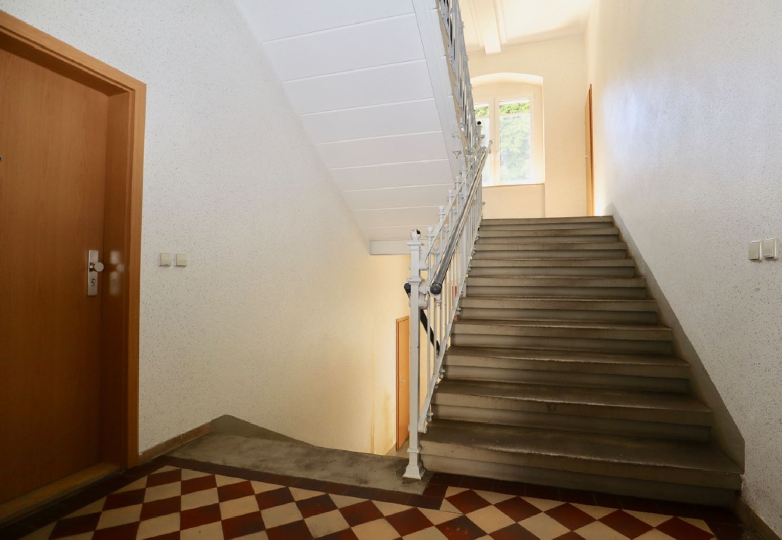 Gutschein • Hilbersdorf • Tageslichtbad mit Wanne • in Chemnitz • 2 Zimmer • Mieten • jetzt mieten!