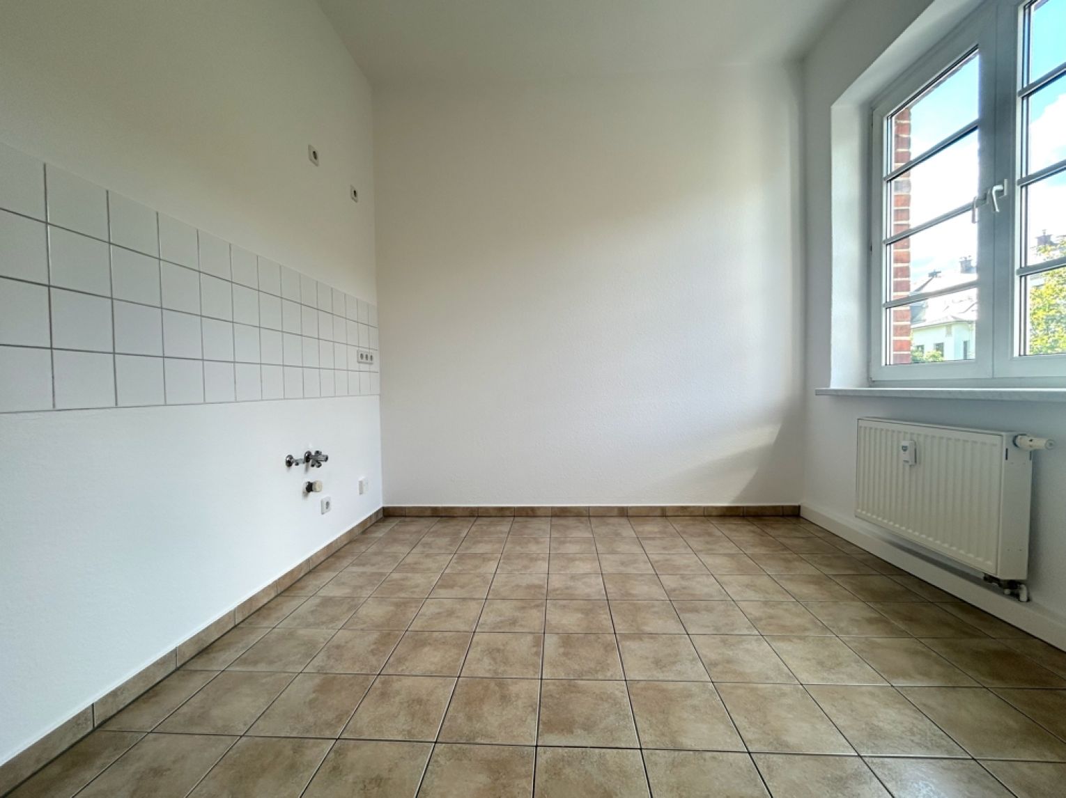 • 2 Zimmer • Erker-Wohnzimmer • Chemnitz-Kaßberg • zur Miete • jetzt Termin vereinbaren