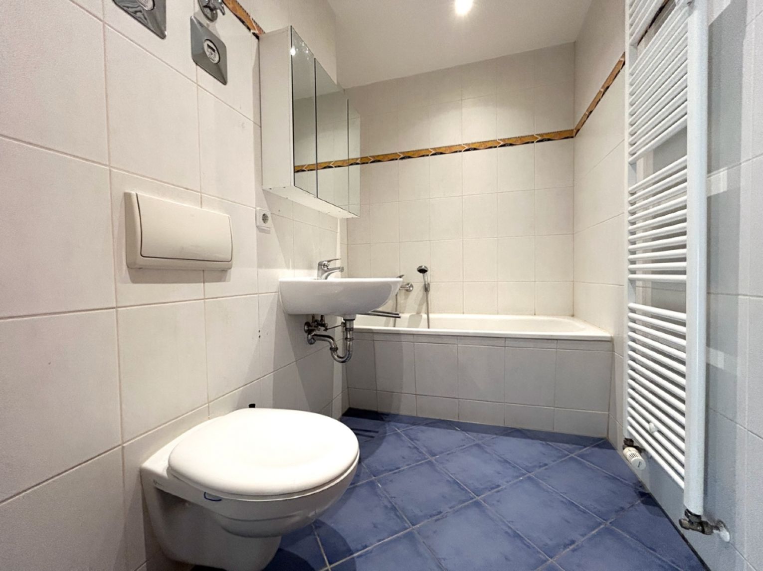 Balkon • 2-Raum Wohnung in Chemnitz • schicke Einbauküche • Hilbersdorf • jetzt anrufen!