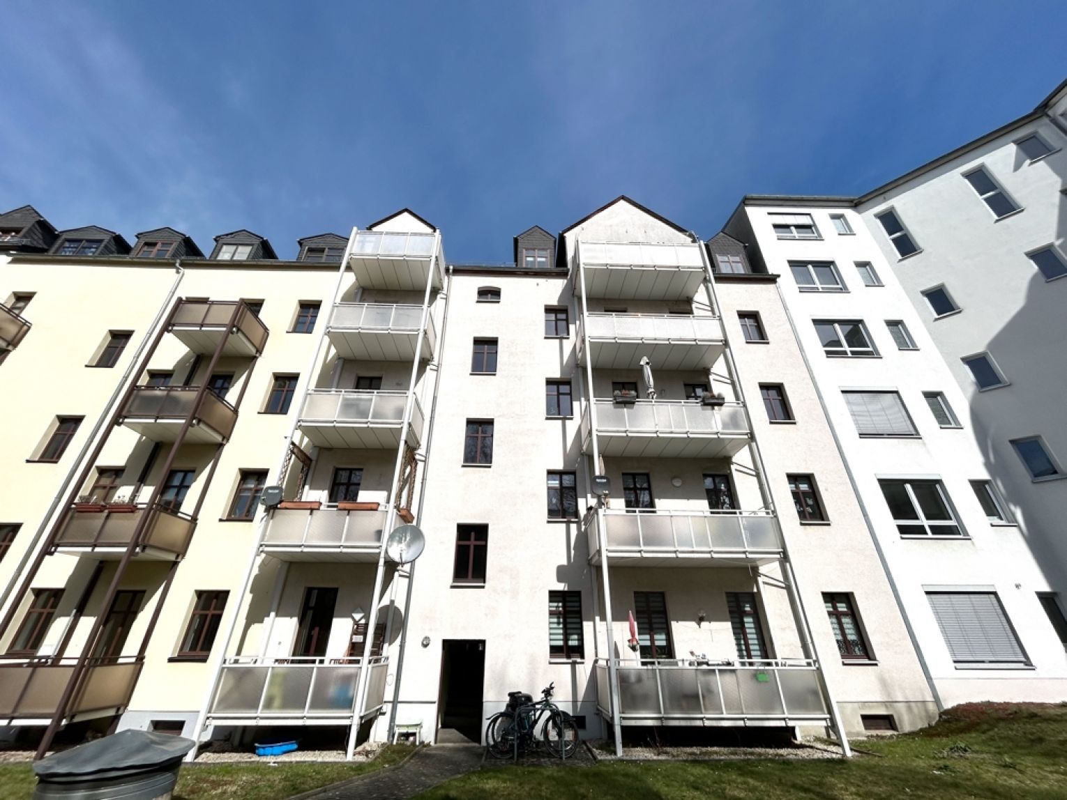 Balkon • Kaßberg • helle 2- Zimmer Wohnung • zur Miete • Einbauküche • Chemnitz