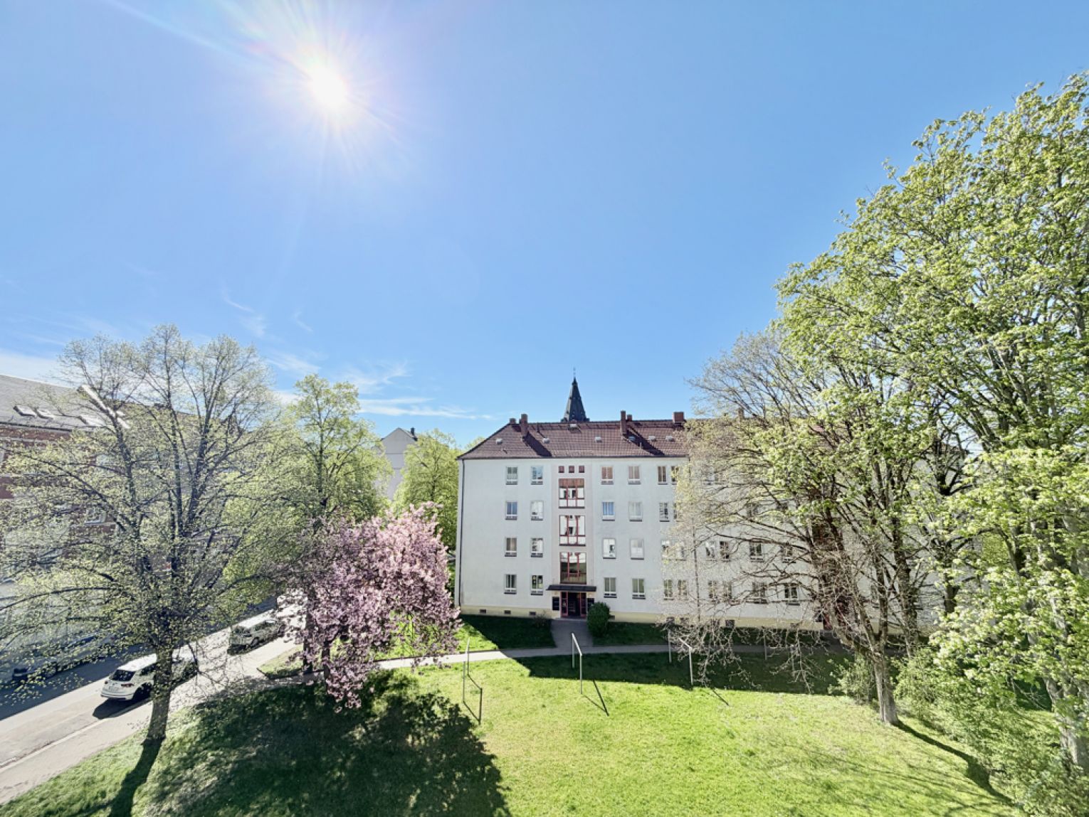 in Chemnitz • 2 Zimmer • zur Miete • mit Einbauküche • im Lutherviertel • jetzt besichtigen!