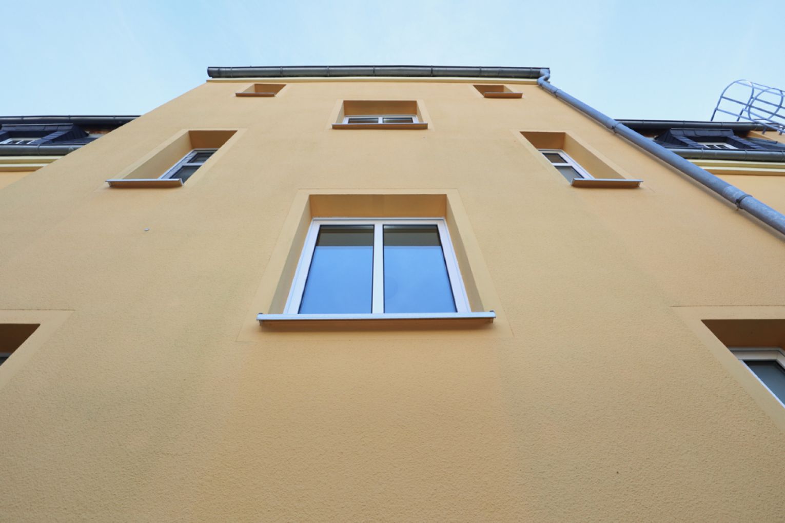3-Zimmer Wohnung • in Ebersdorf • saniert • Dusche und Wanne • ruhige Lage •
