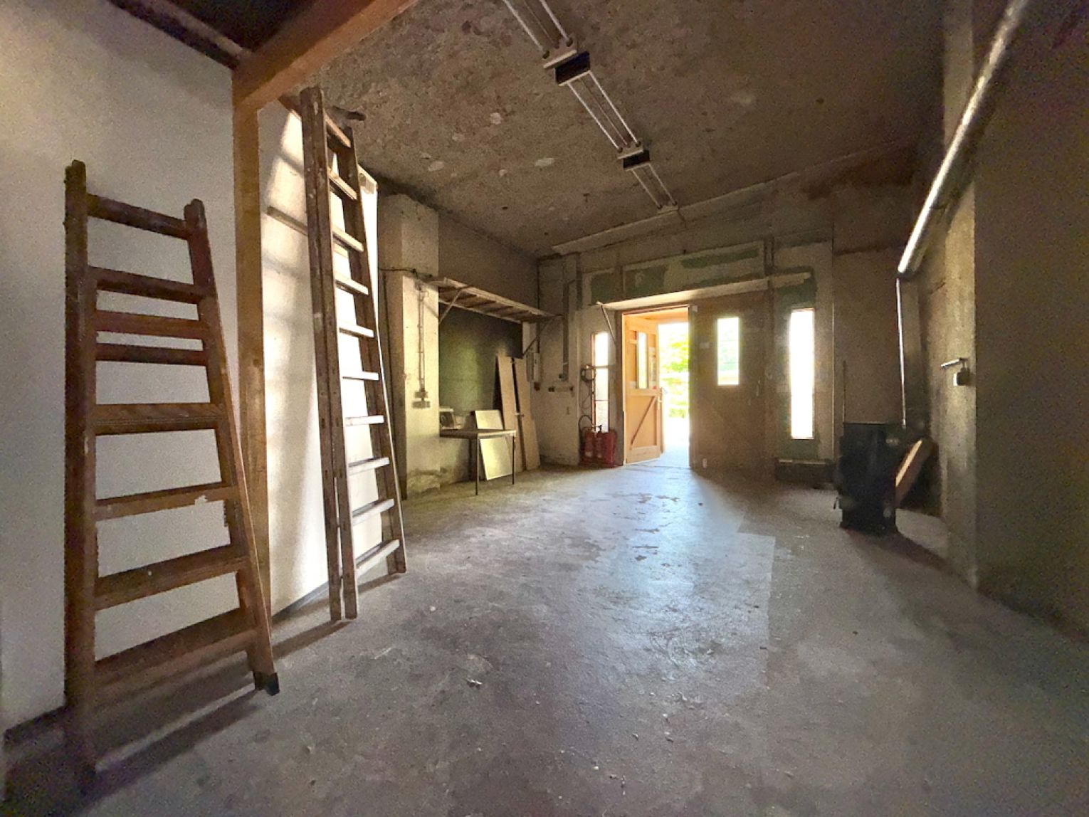 Lager • Werkstatt • Garage • zur Miete • auf dem Kaßberg • in Chemnitz • schnell sein 