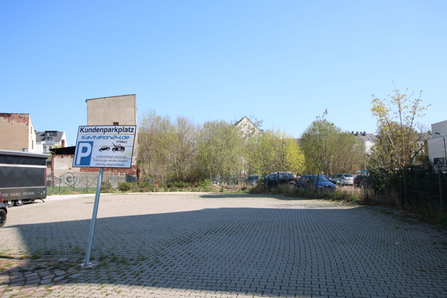 TOP WOHNGEFÜHL • 4-Zimmer • Bad mit Wanne & Dusche • große Portaltüren • unbedingt Anschauen !