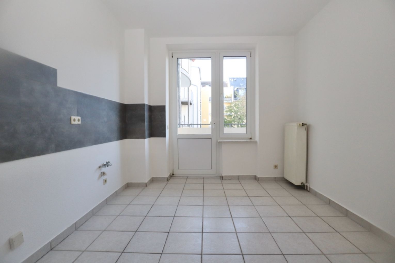 3-Raum Wohnung • XXL-Wohnzimmer • Chemnitz • Tageslichtbad • Besichtigung vereinbaren • Sonnenberg