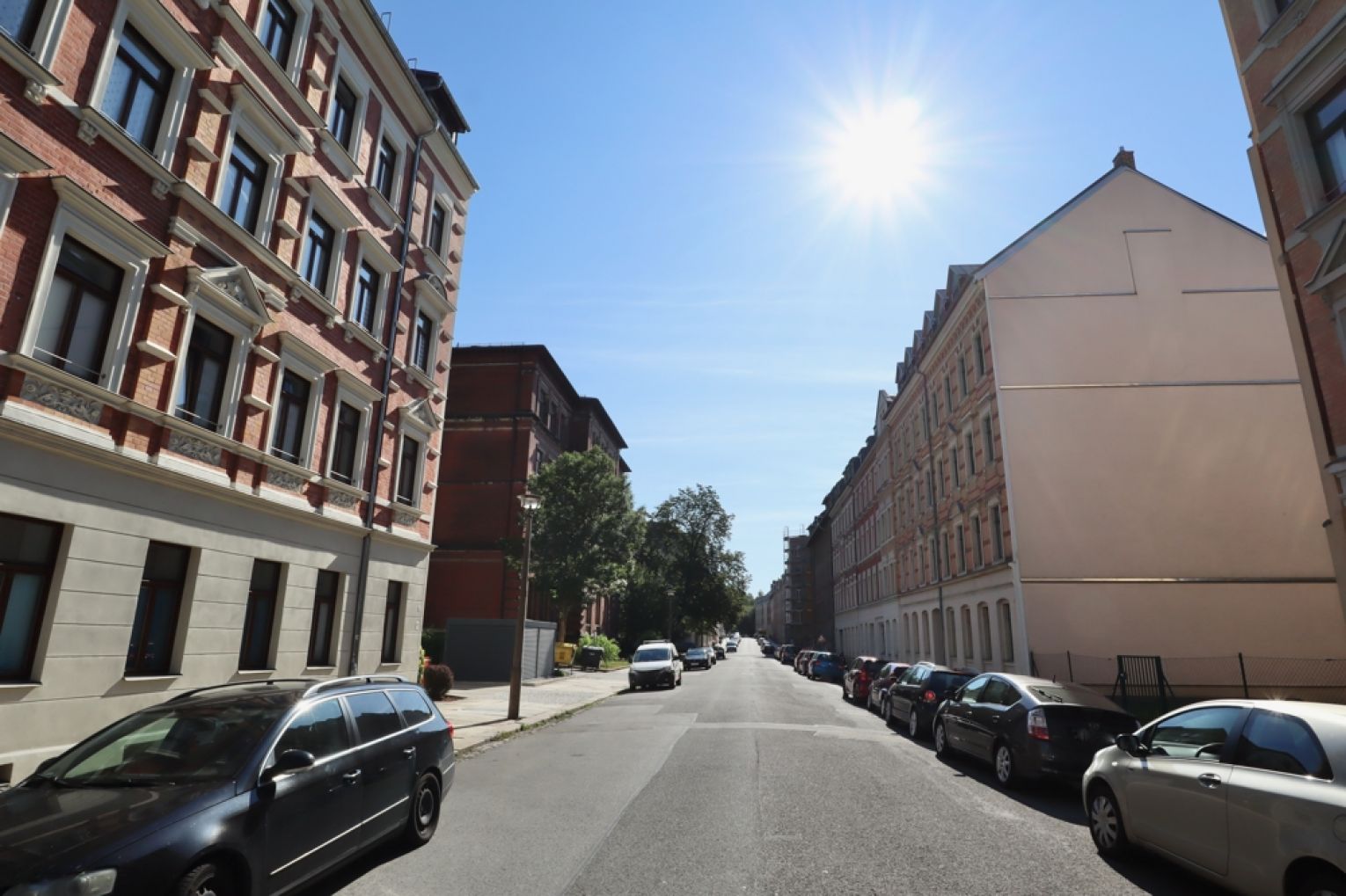 Tageslichtbad • Einbauküche • 2-Zimmer Wohnung in Chemnitz • Schloßchemnitz • jetzt anrufen