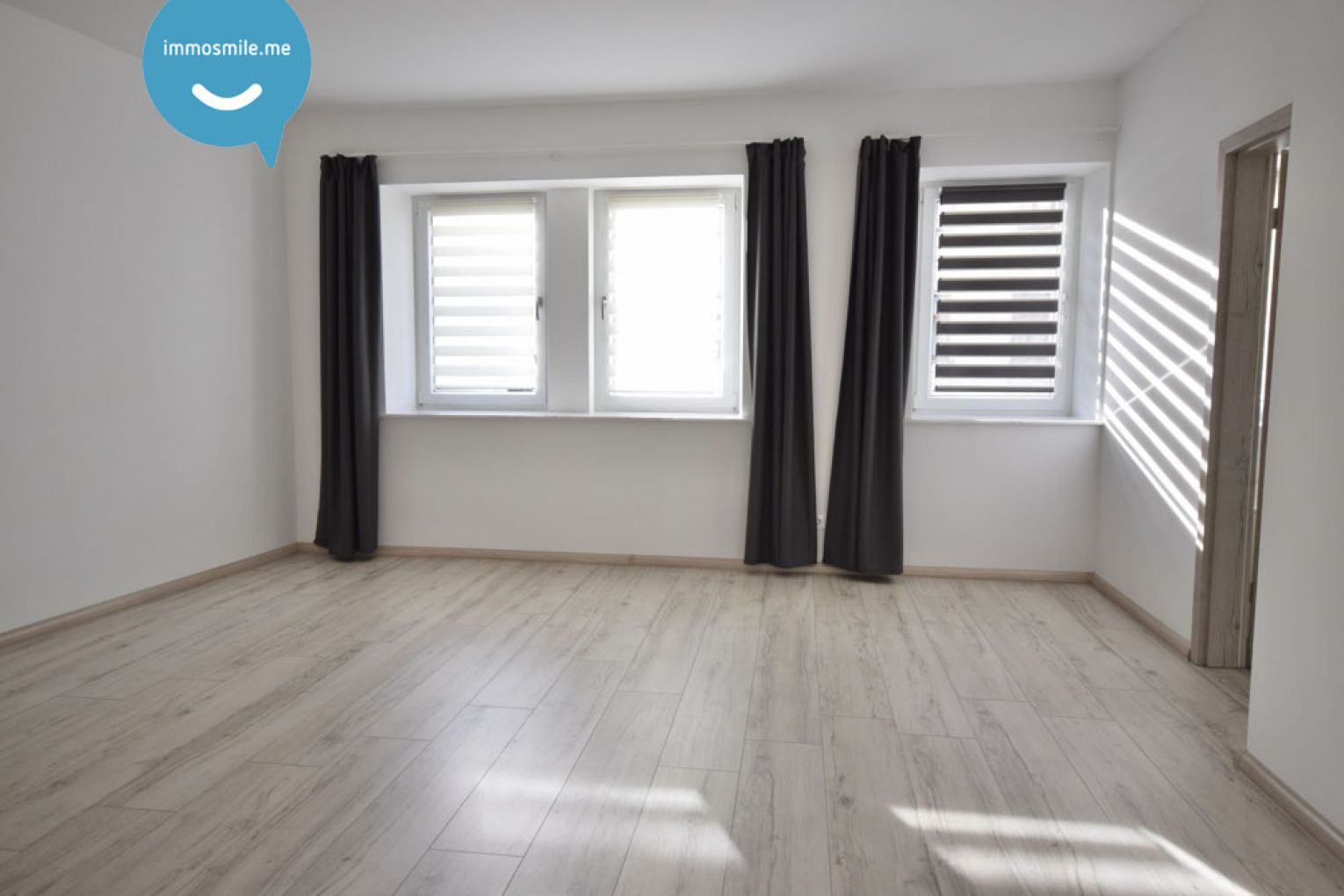 2-Raum • Balkon • Einbauküche • Fussbodenheizung • Wanne+Dusche • SmartHome-APP • TOP-Bad • MIeten?