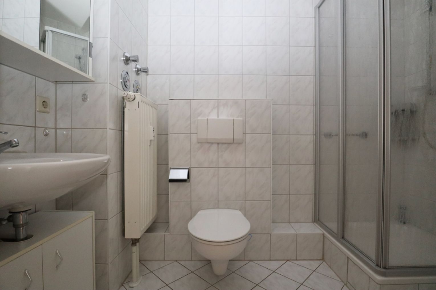 Kaßberg • jetzt schnell sein • 2-Zimmer • mit Balkon • Einbauküche •  MIETEN • bald wieder frei!