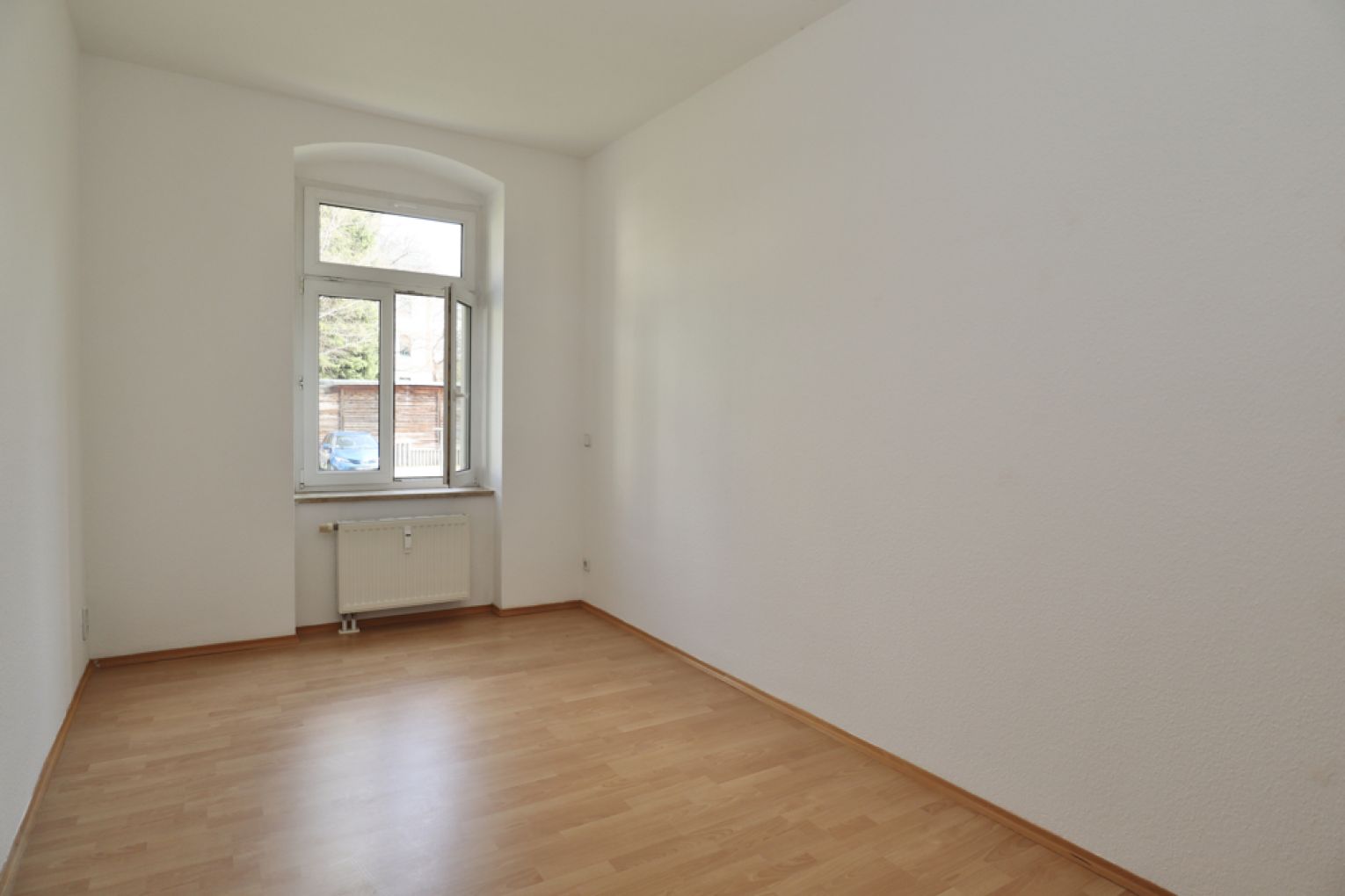 Altendorf • bald wieder frei • 3-Raum Wohnung • Chemnitz • Tageslichtbad • Stellplatz • Einbauküche