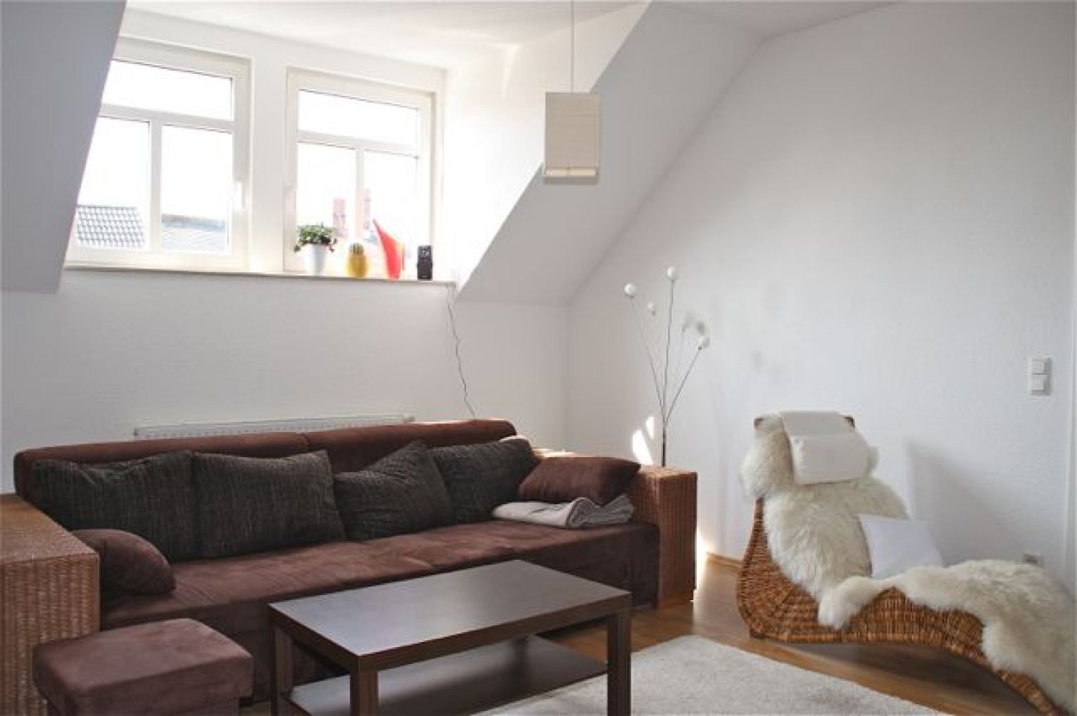 Schnell zugreifen • 3 Zimmerwohnung • mit Einbauküche und Balkon • Schlosschemnitz • Stellplatz